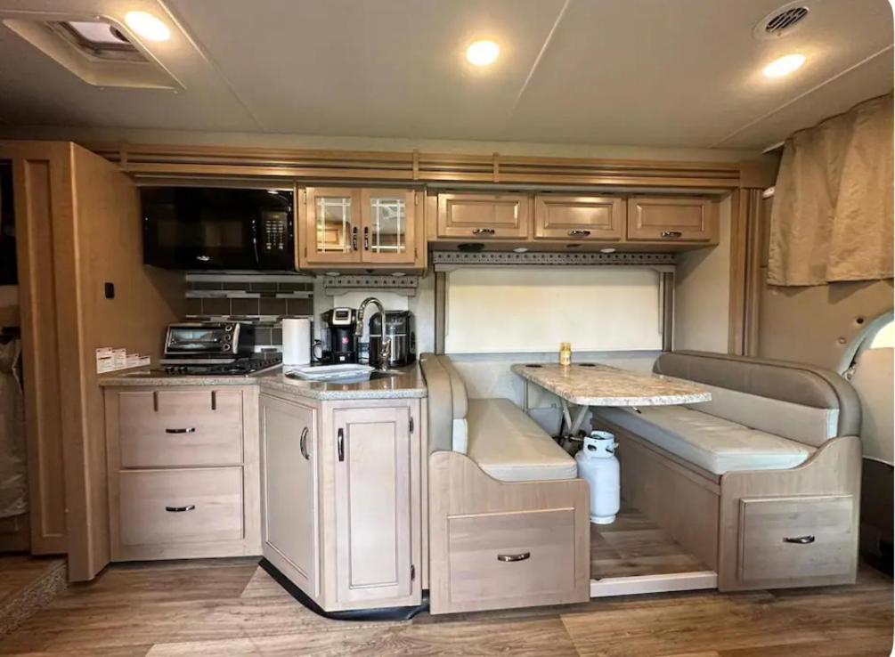 Private Cozy R/V , For Your Enjoyment Tamiami Kültér fotó